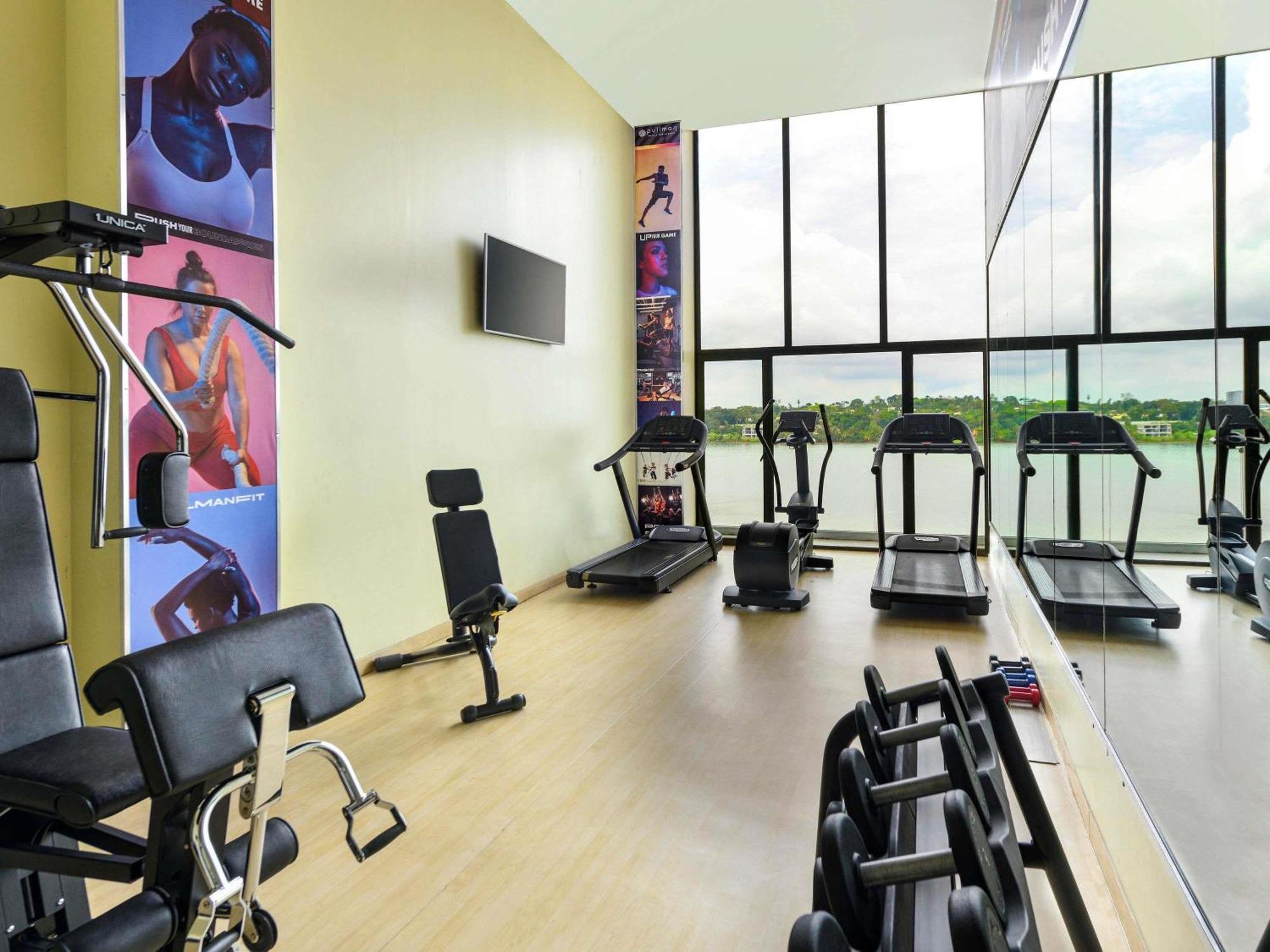 Pullman Abidjan Hotel Bagian luar foto
