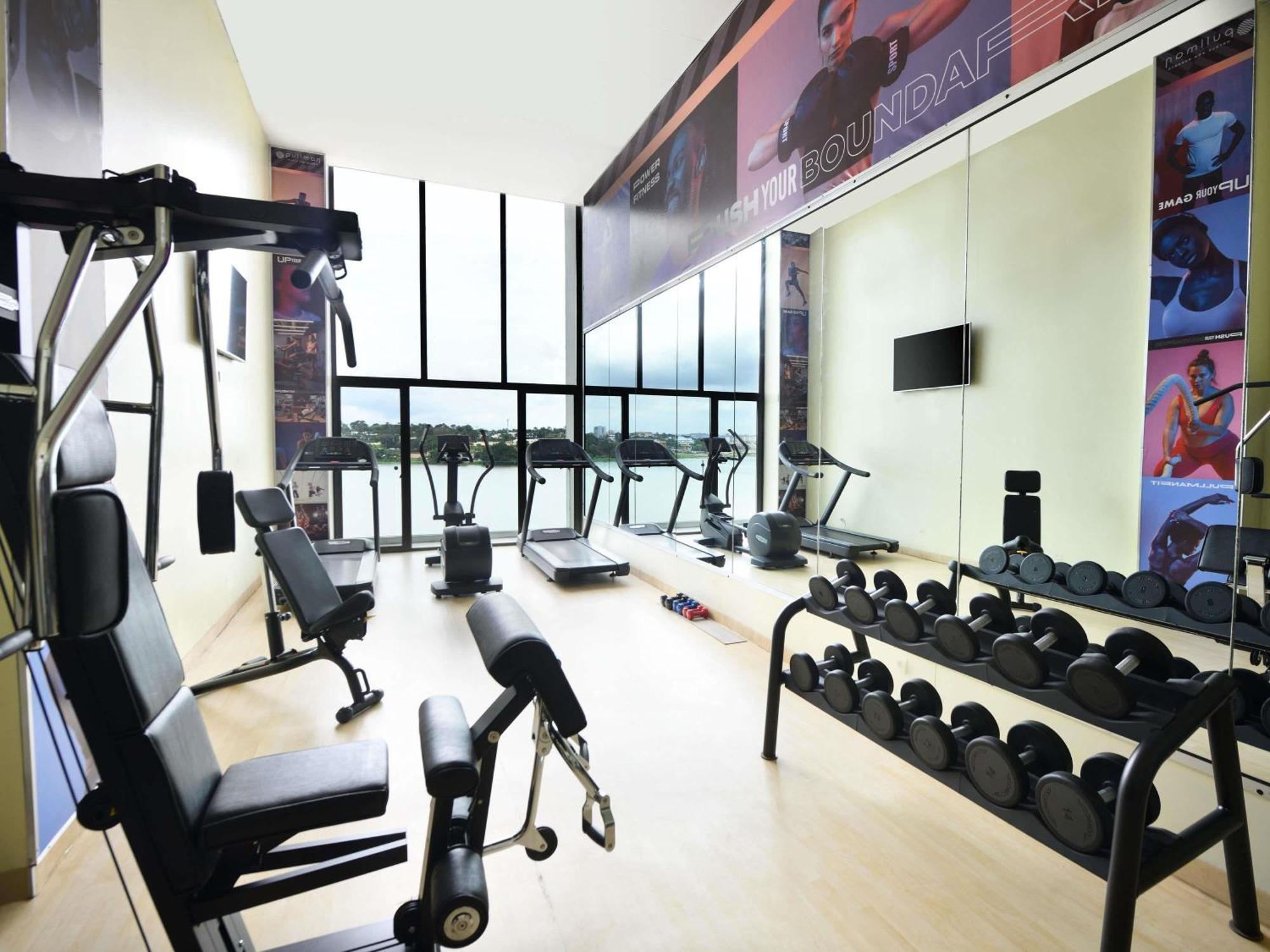 Pullman Abidjan Hotel Bagian luar foto